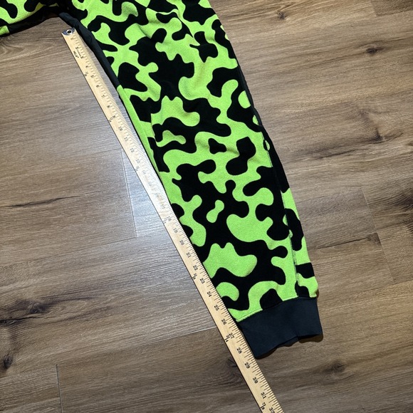 NIKE Pants Men's MEDIUM Black Green Polar Fleece Jogger NYC Parks CU1396-313 - Picture 10 of 13